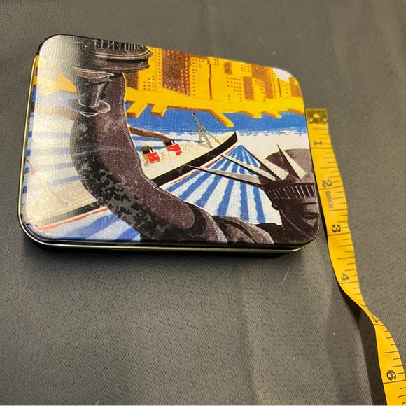 🌴Men’s Boutique Bifold Wallet and Keychain Boxed Tin Set - Picture 2 of 6